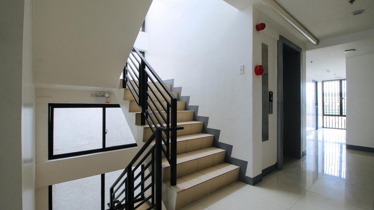 Reddoorz Plus @ Jardin Suites Guadalupe Nuevo Mandaluyong Exteriér fotografie